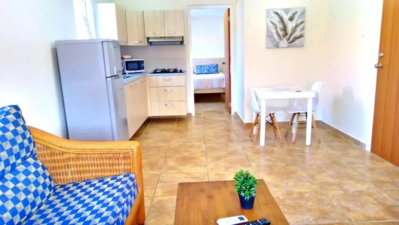 Rooi Santo Residence Palm Beach Aruba