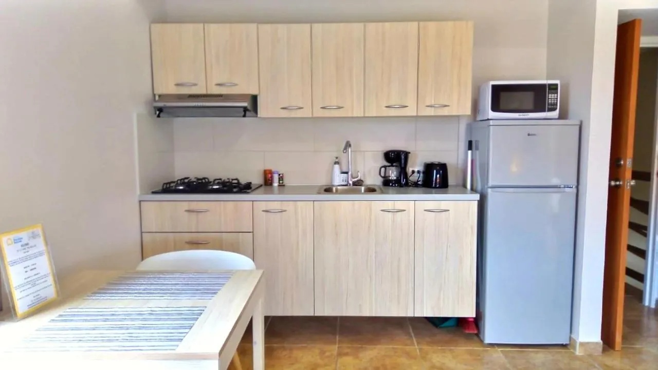 Rooi Santo Residence Palm Beach Apartamento