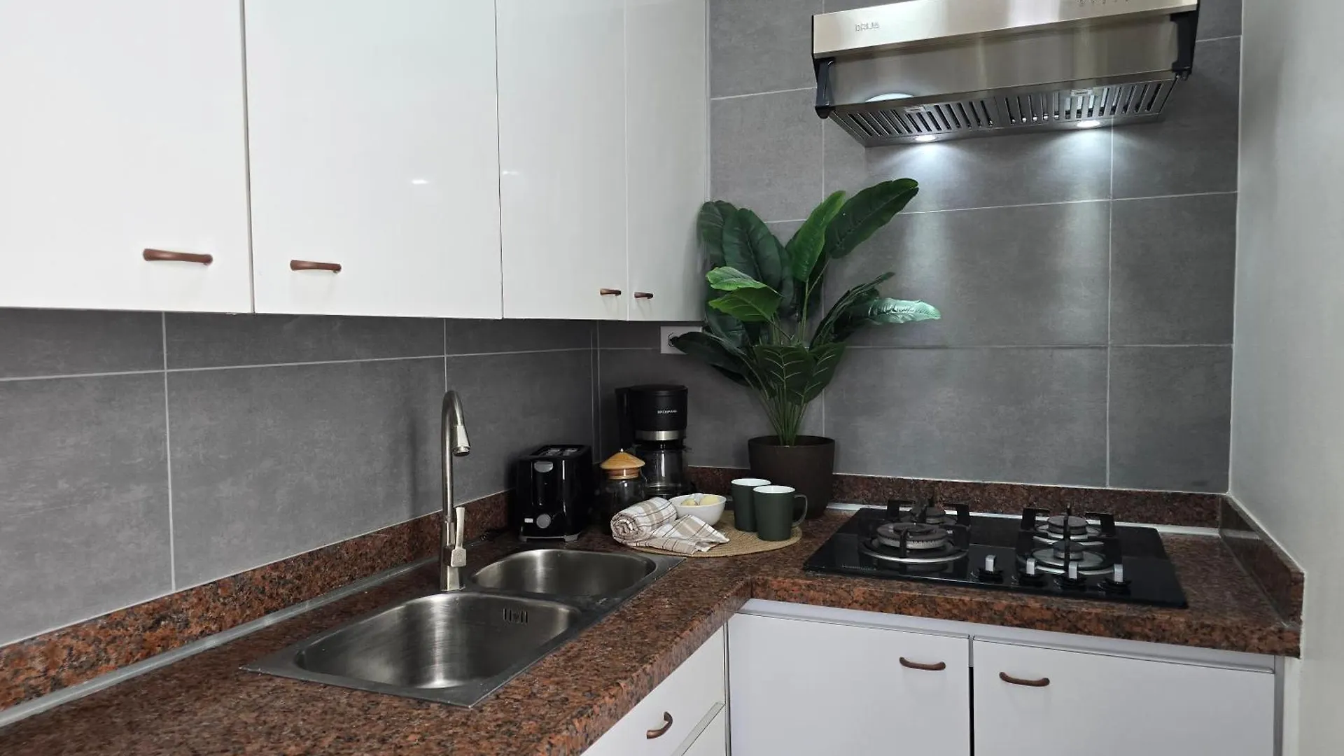 Rooi Santo Residence Palm Beach Apartamento