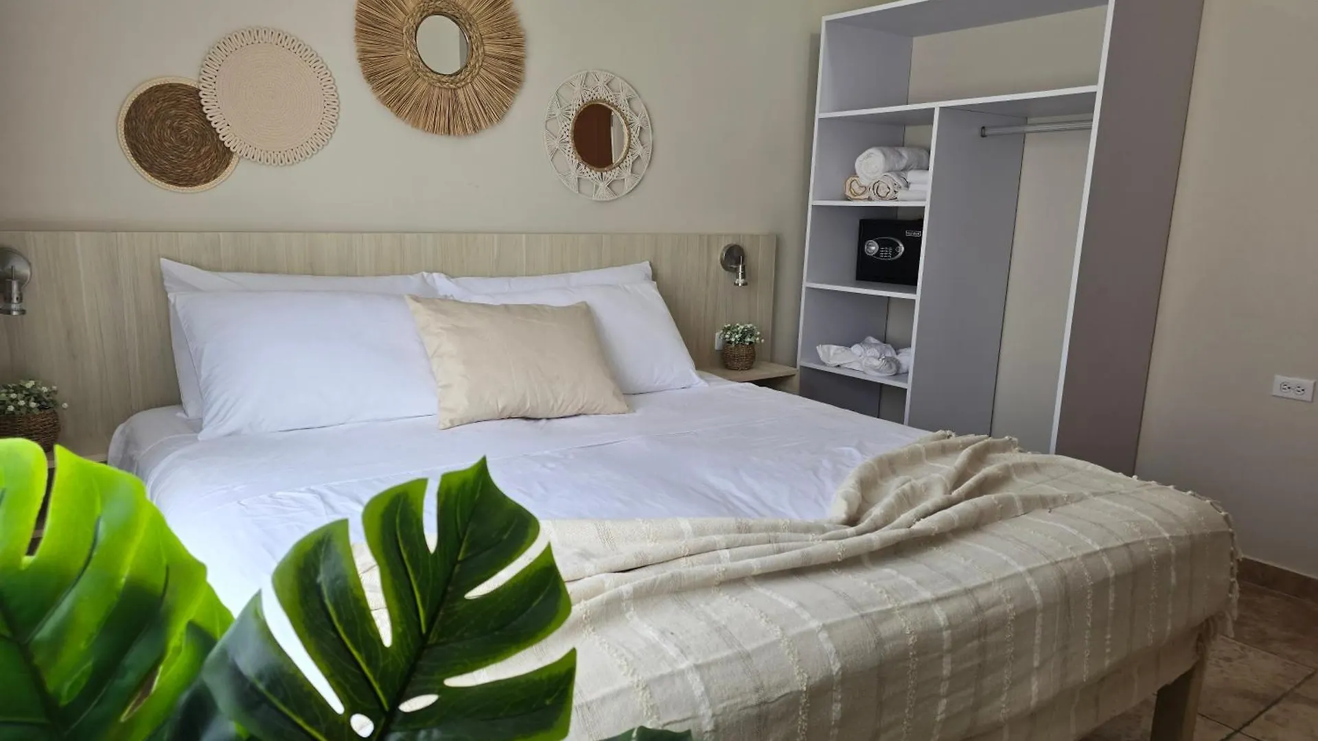 Appartement Rooi Santo Residence Palm Beach