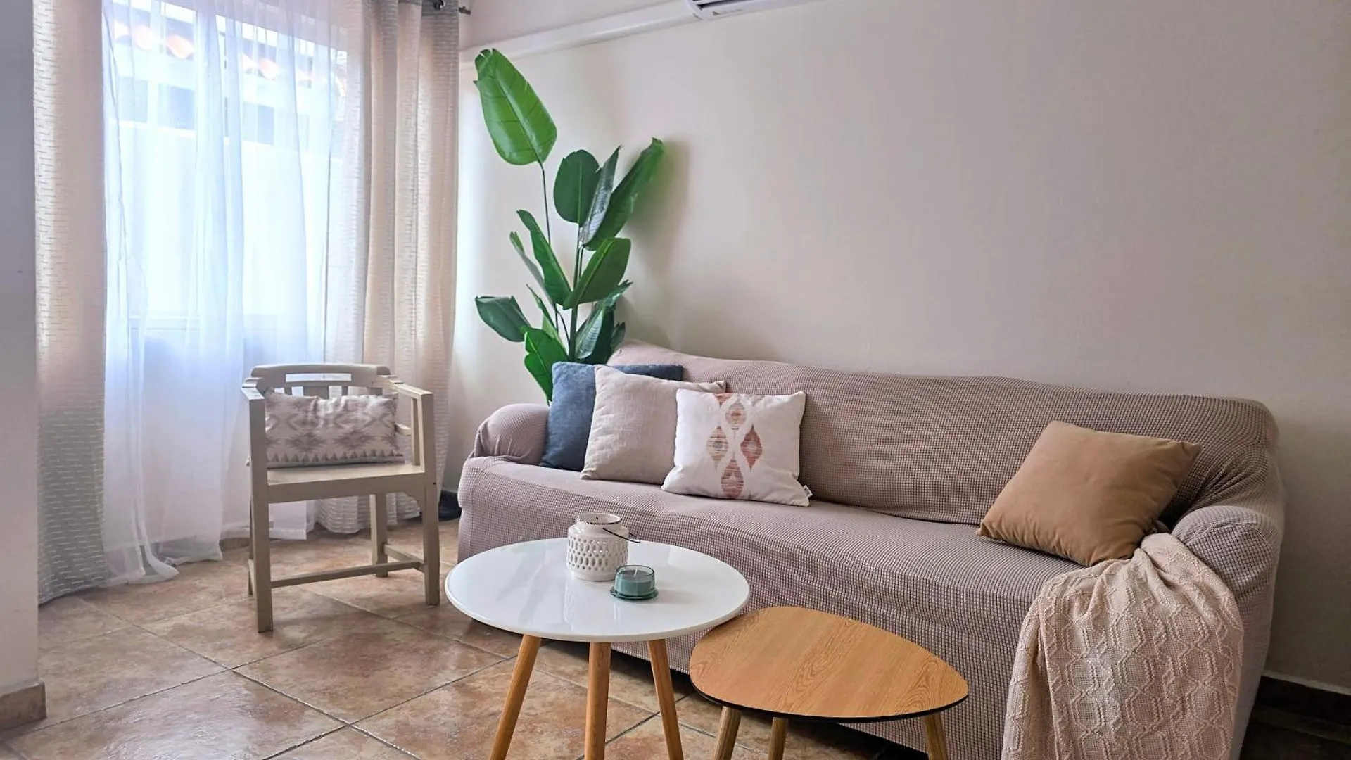 Apartment Rooi Santo Residence Palm Beach